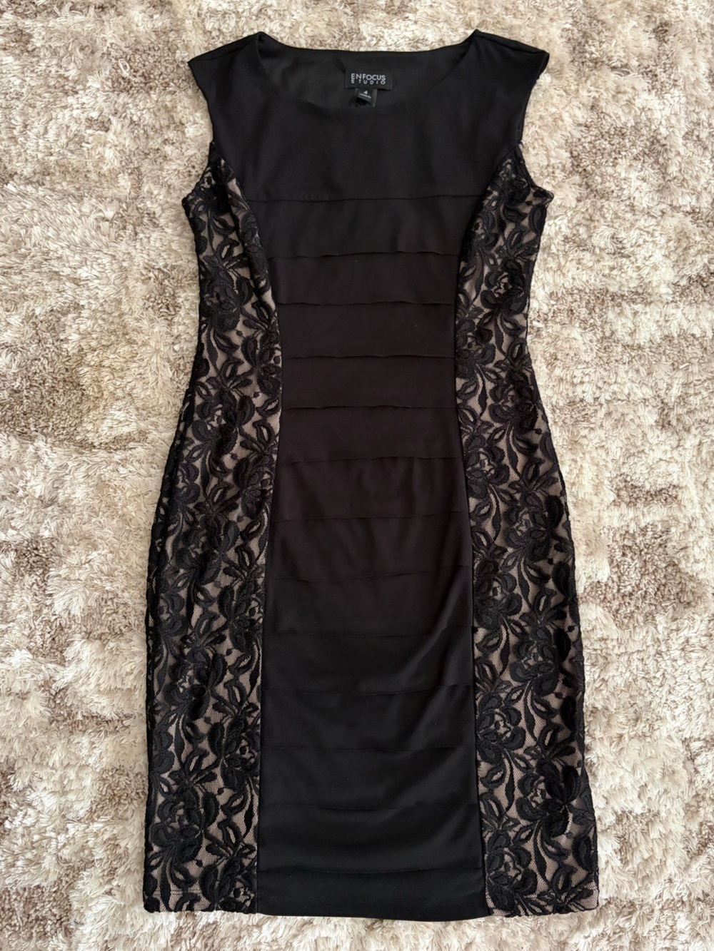 Macys Women’s Black Lace-Panel Bodycon Dress Size 4